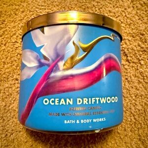 Bath & Body Works Ocean Driftwood 3-Wick Candle, NEW IN BOX  🌟⭐️